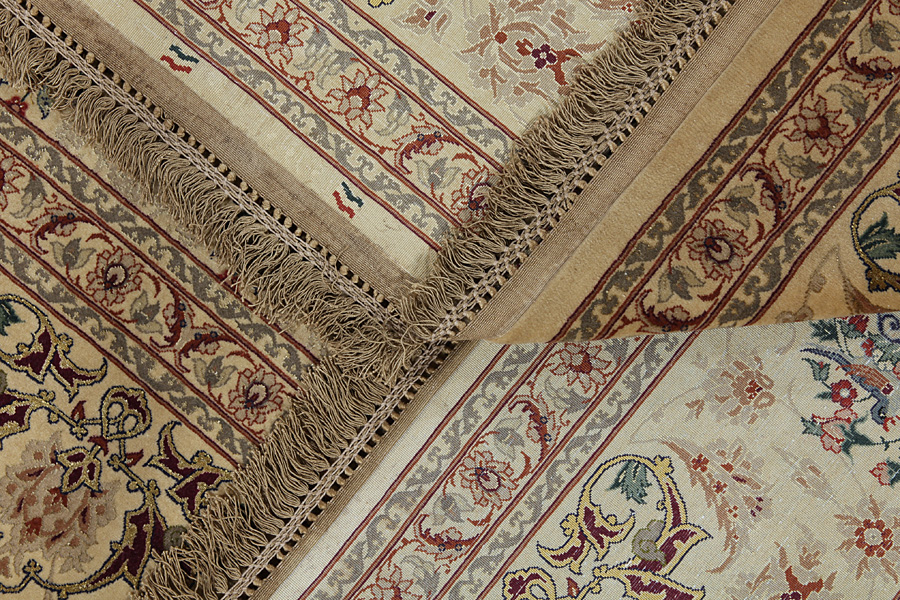 Isfahan Perzisch Tapijt 300x198 - Afbeelding 12